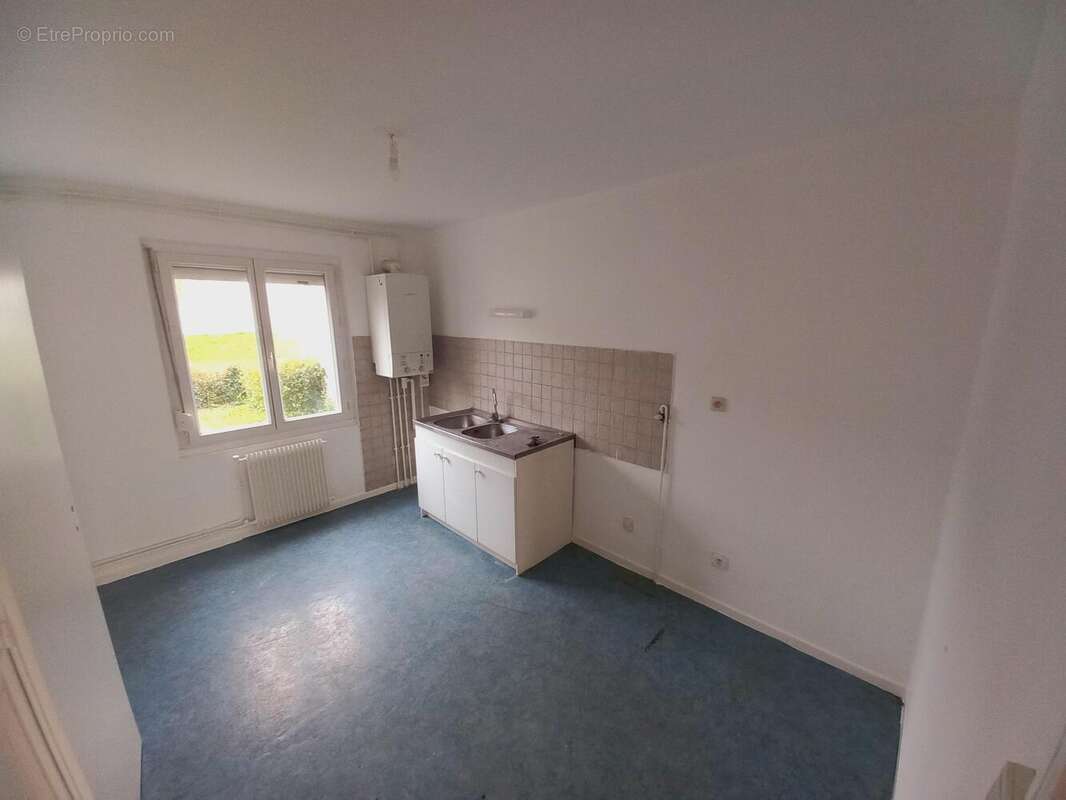 Maison à WALINCOURT-SELVIGNY