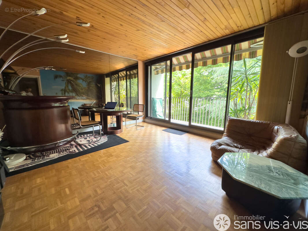 Appartement à MERY-SUR-OISE