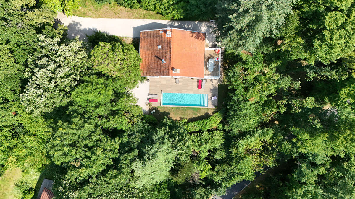 Maison à TASSIN-LA-DEMI-LUNE