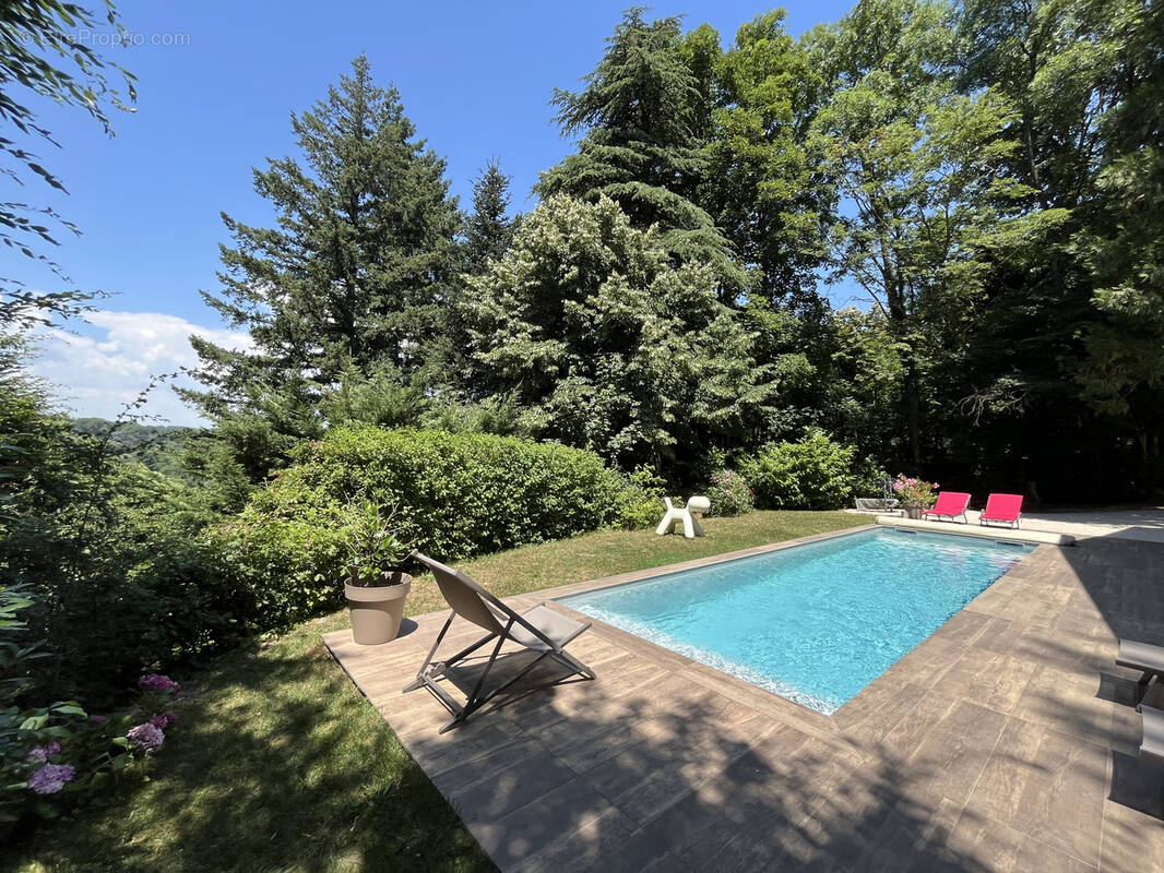 Maison à TASSIN-LA-DEMI-LUNE