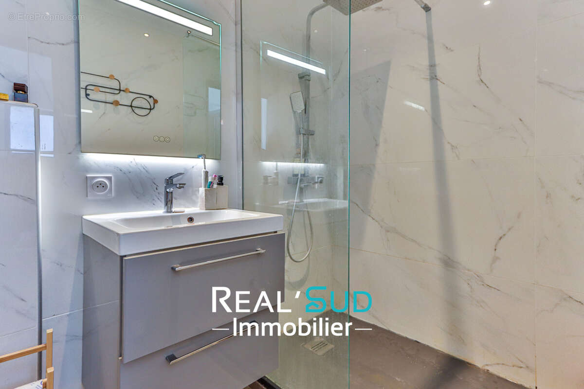 Maison à MARSEILLE-9E