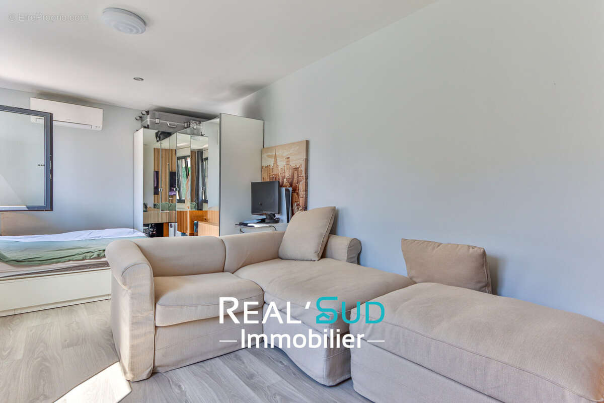 Maison à MARSEILLE-9E