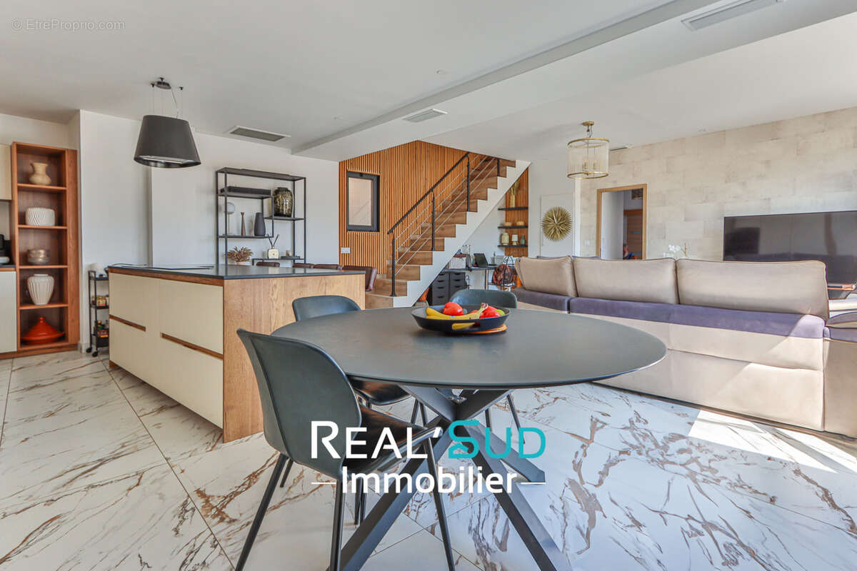 Maison à MARSEILLE-9E