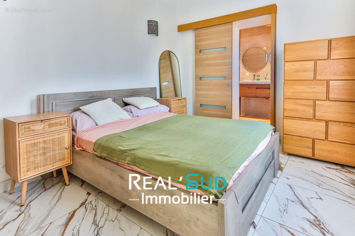 Maison à MARSEILLE-9E