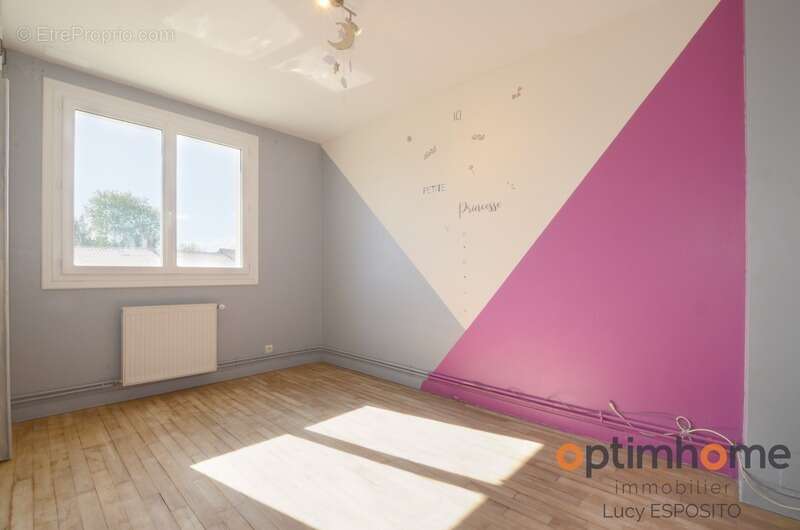 Maison à LE GRAND-MADIEU