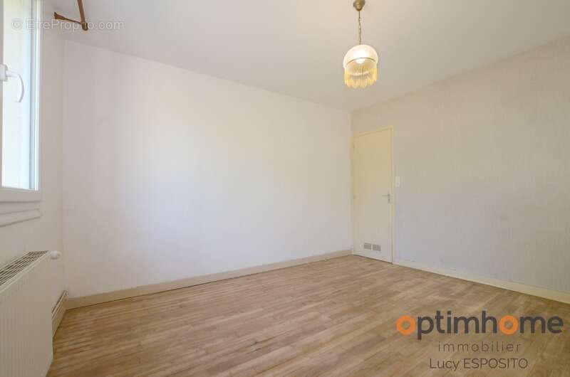 Maison à LE GRAND-MADIEU