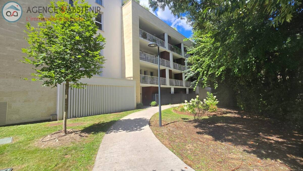 Appartement à LE BOUSCAT