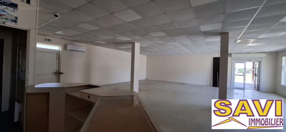 Commerce à FERRIERES-EN-GATINAIS