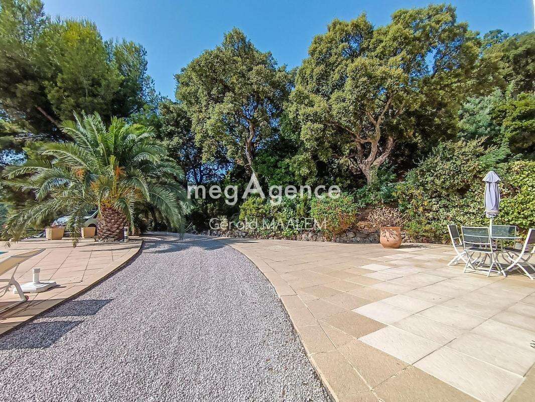 Maison à CAVALAIRE-SUR-MER