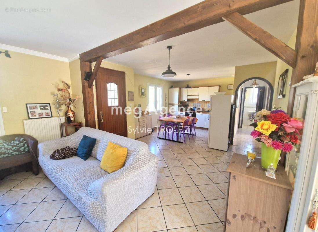 Maison à LANDERONDE