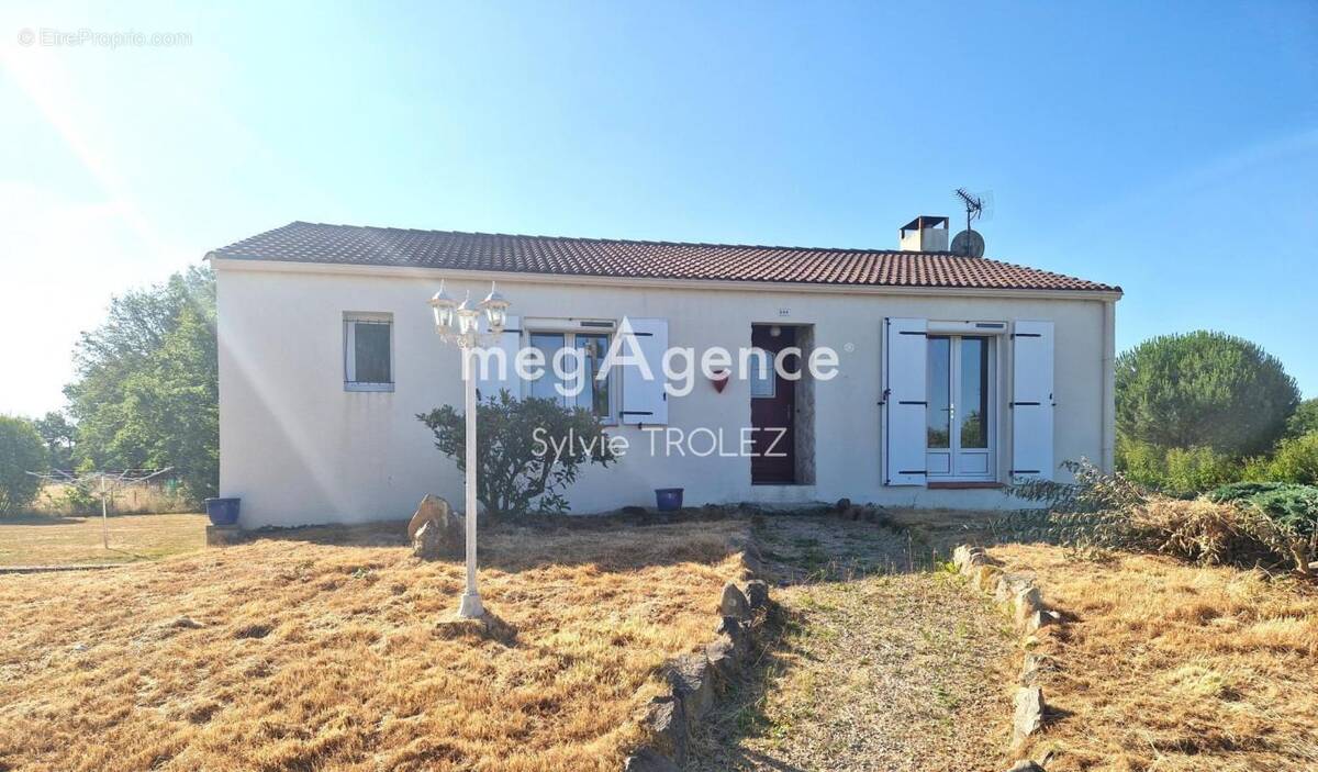 Maison à LANDERONDE