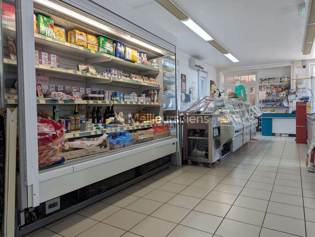 Commerce à SAINT-PARDOUX-L&#039;ORTIGIER