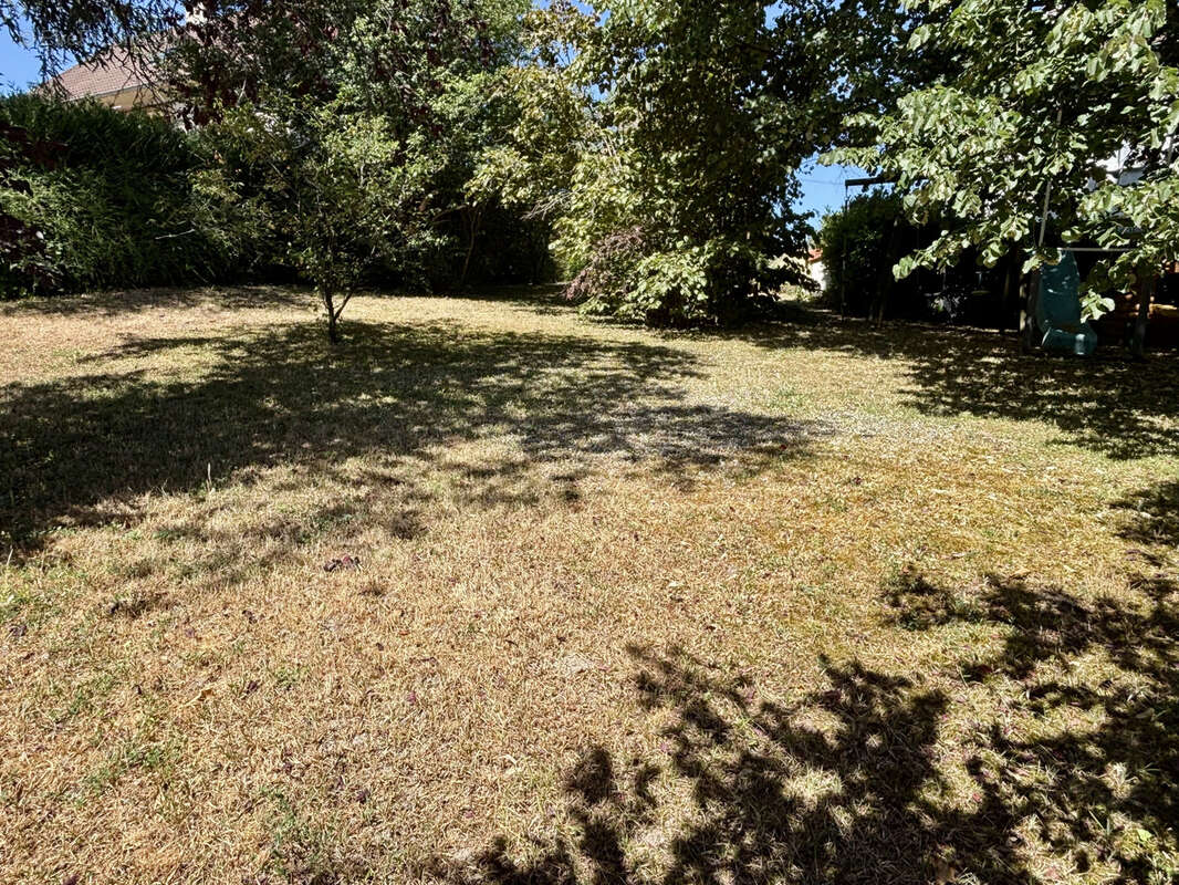 Terrain à LA ROCHE-BLANCHE