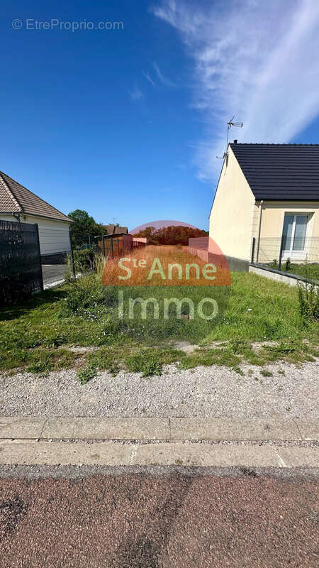 Terrain à FLERS-SUR-NOYE