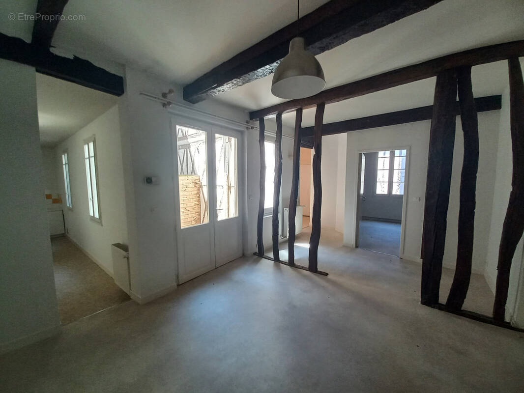 Appartement à MIRANDE