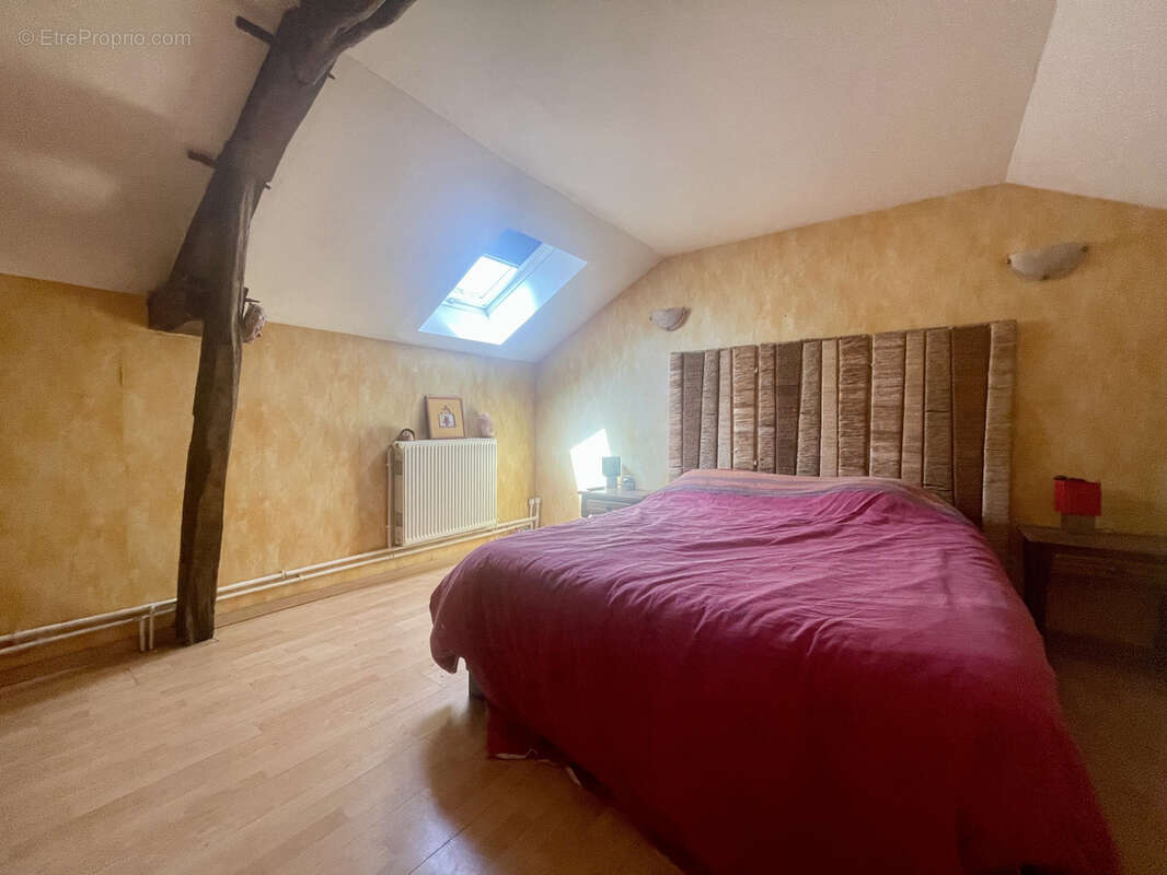 Maison à VIC-EN-BIGORRE