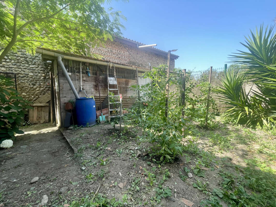 Maison à VIC-EN-BIGORRE