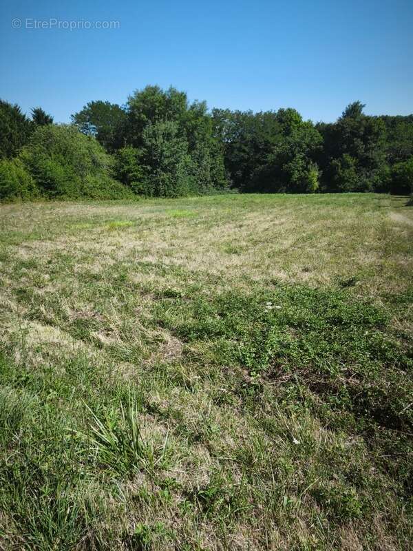 Terrain à ROGNY-LES-SEPT-ECLUSES