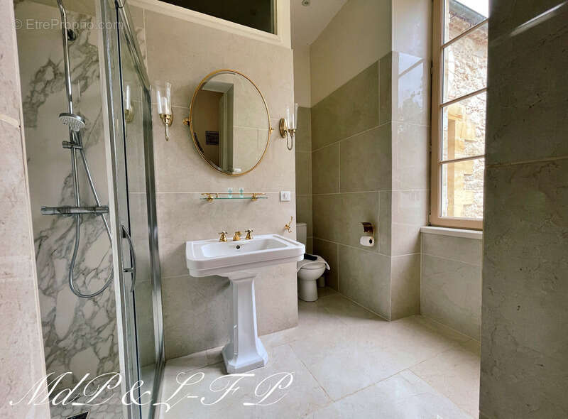 Maison à SAINT-AVIT-SAINT-NAZAIRE