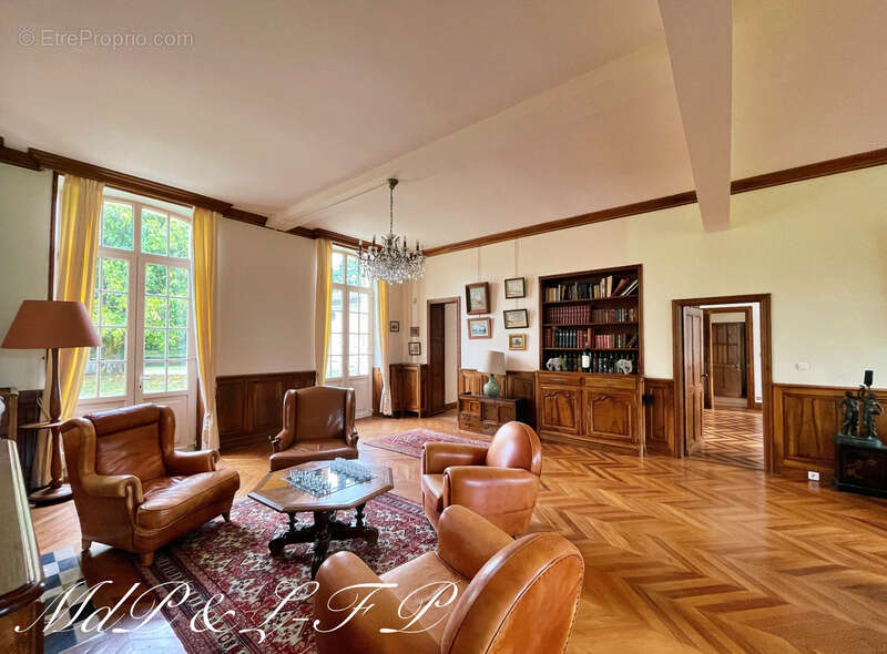 Maison à SAINT-AVIT-SAINT-NAZAIRE