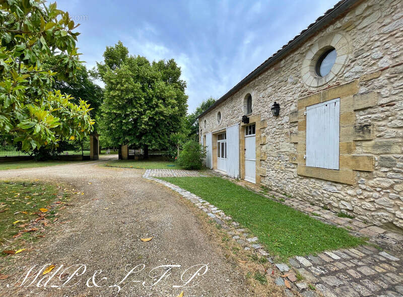 Maison à SAINT-AVIT-SAINT-NAZAIRE
