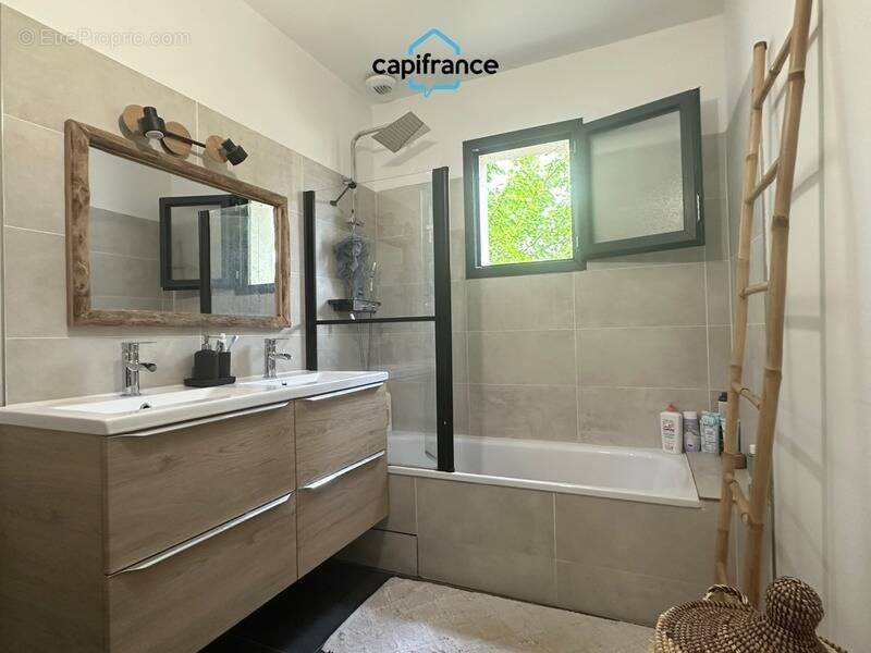 Maison à SAINT-SULPICE