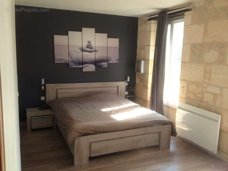 Maison à SAINT-CHRISTOLY-DE-BLAYE