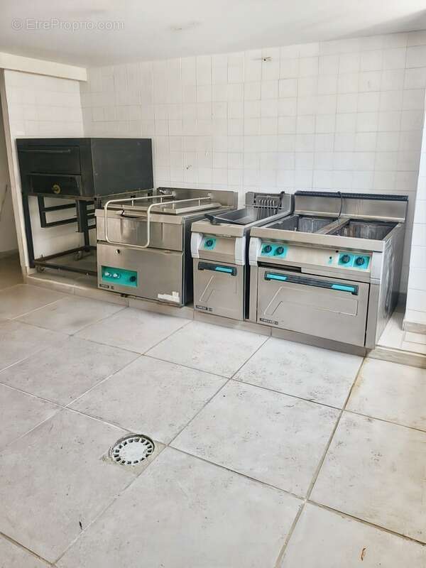 Commerce à CHAMPLITTE