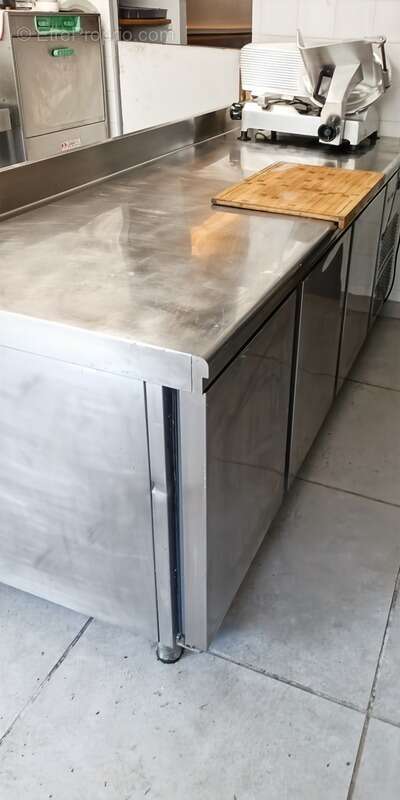 Commerce à CHAMPLITTE