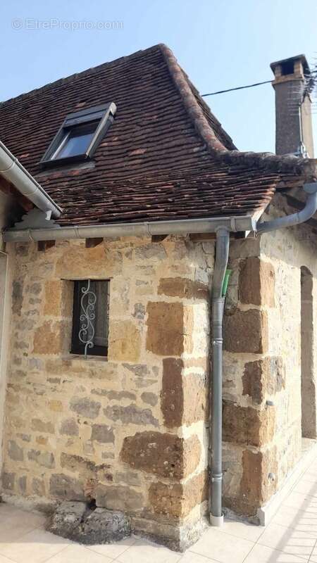 Maison à BELMONT-BRETENOUX