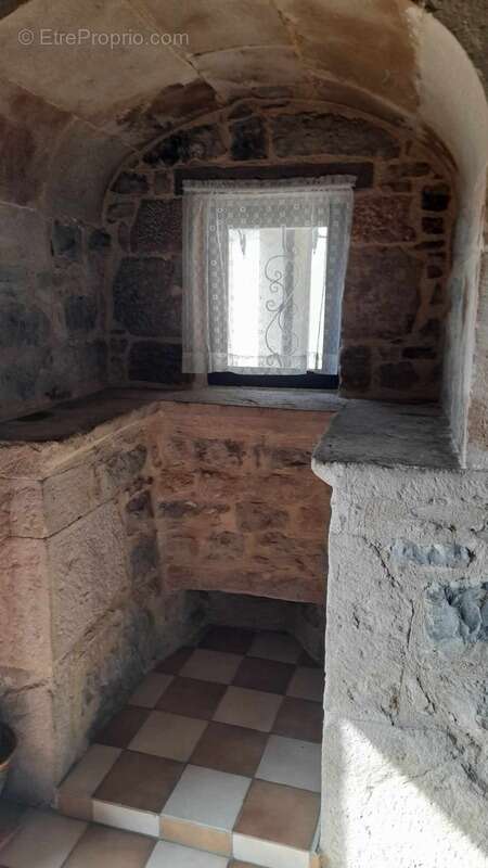 Maison à BELMONT-BRETENOUX