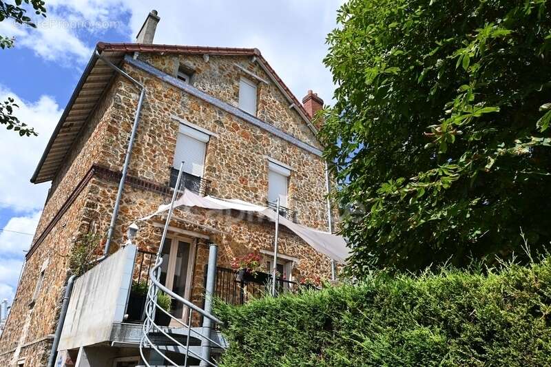 Maison à CONFLANS-SAINTE-HONORINE