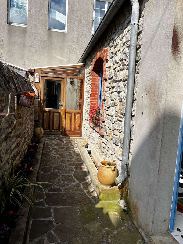 Maison à CAMARET-SUR-MER