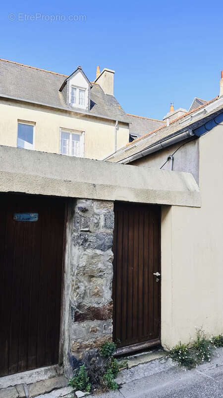 Maison à CAMARET-SUR-MER