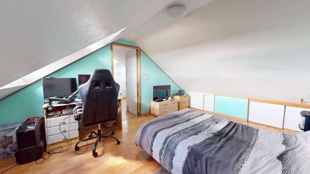 Maison à ROZAY-EN-BRIE