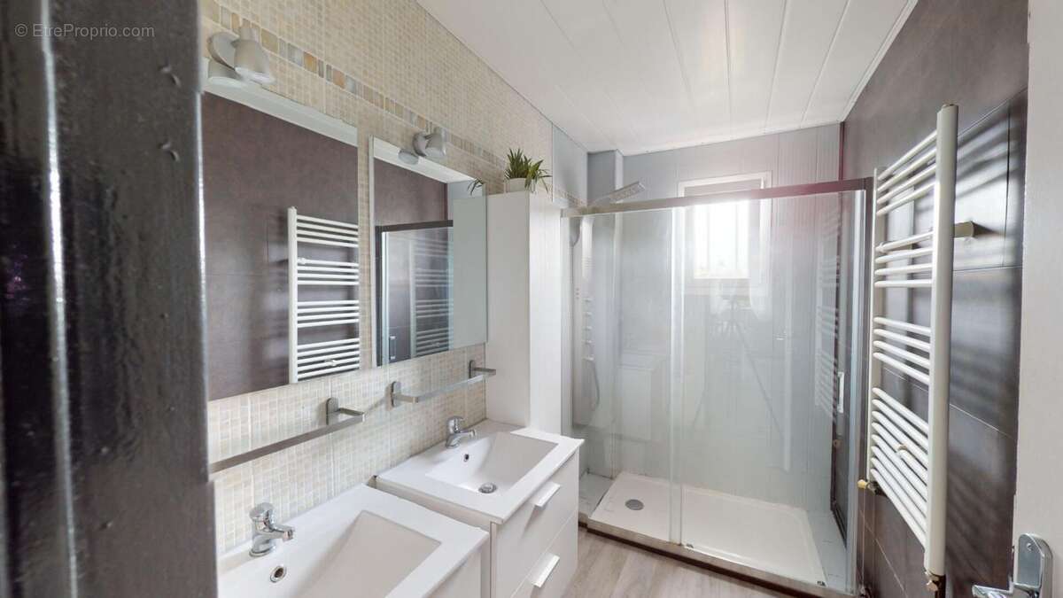 Maison à ROZAY-EN-BRIE