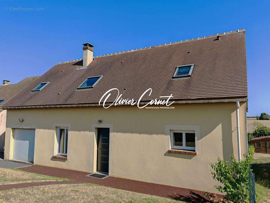 Maison à THIRON-GARDAIS