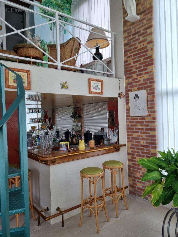 Maison à PLAIMPIED-GIVAUDINS