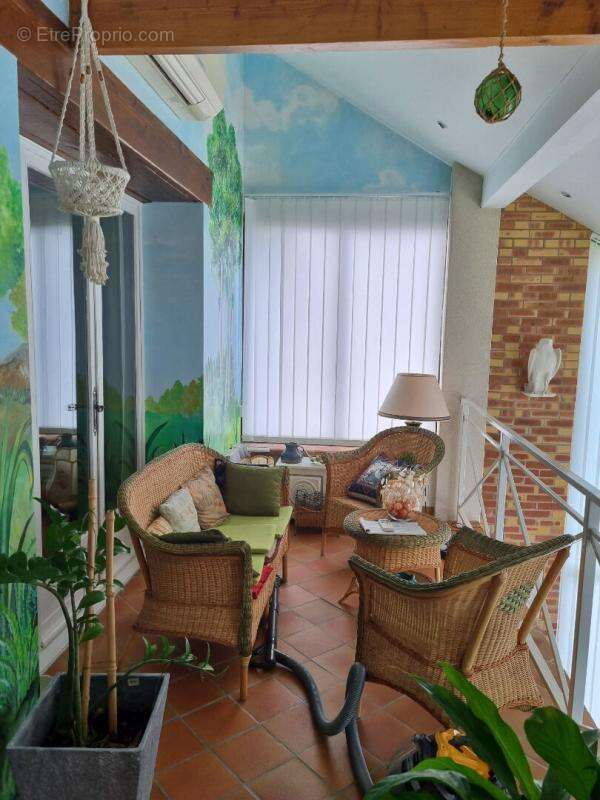 Maison à PLAIMPIED-GIVAUDINS