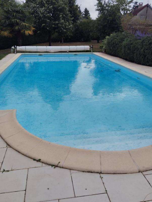 Maison à PLAIMPIED-GIVAUDINS