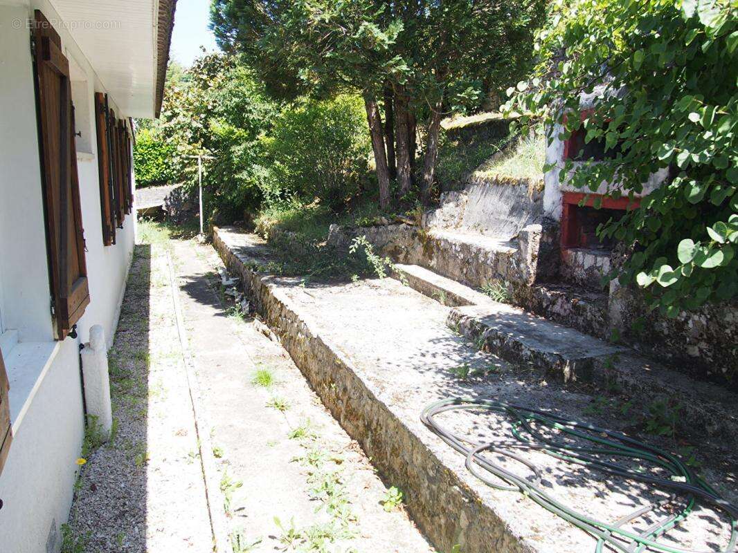 Maison à ASNIERES-LES-DIJON