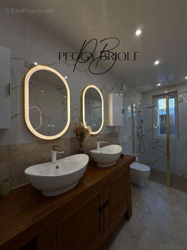 Maison à LA LLAGONNE