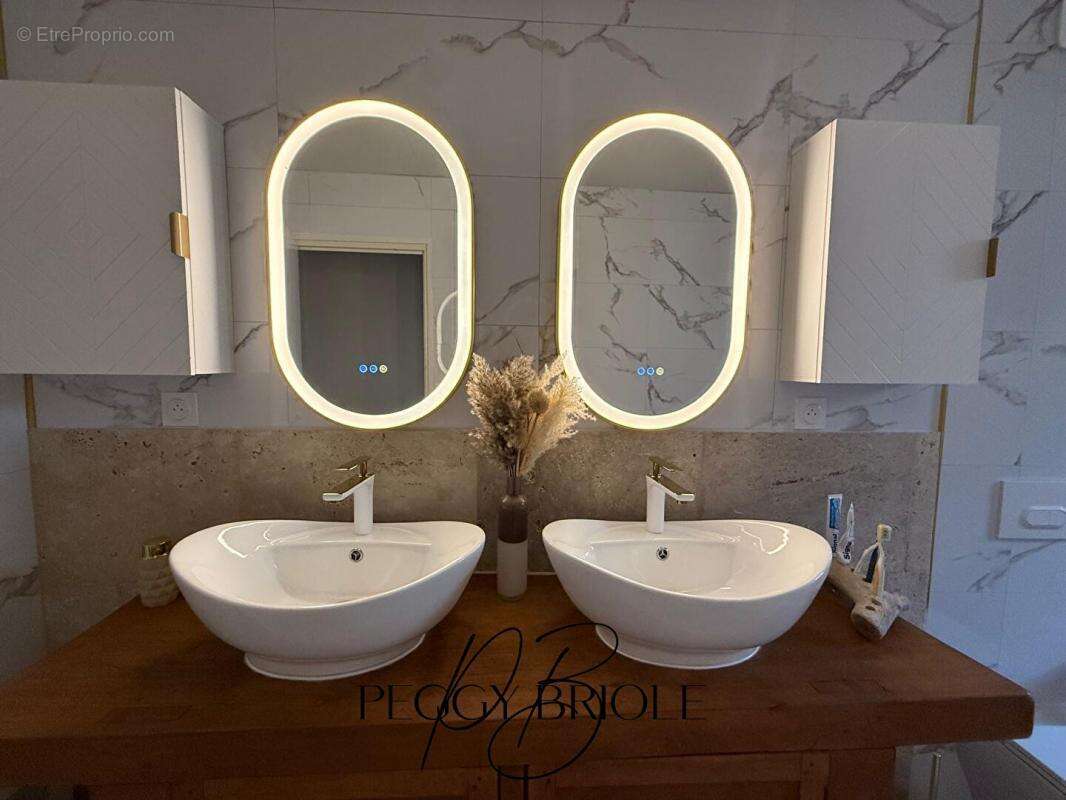 Maison à LA LLAGONNE