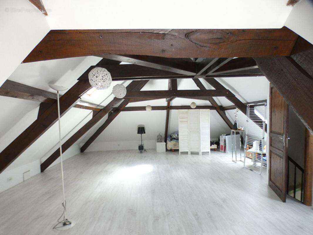 Maison à ARNAC-POMPADOUR