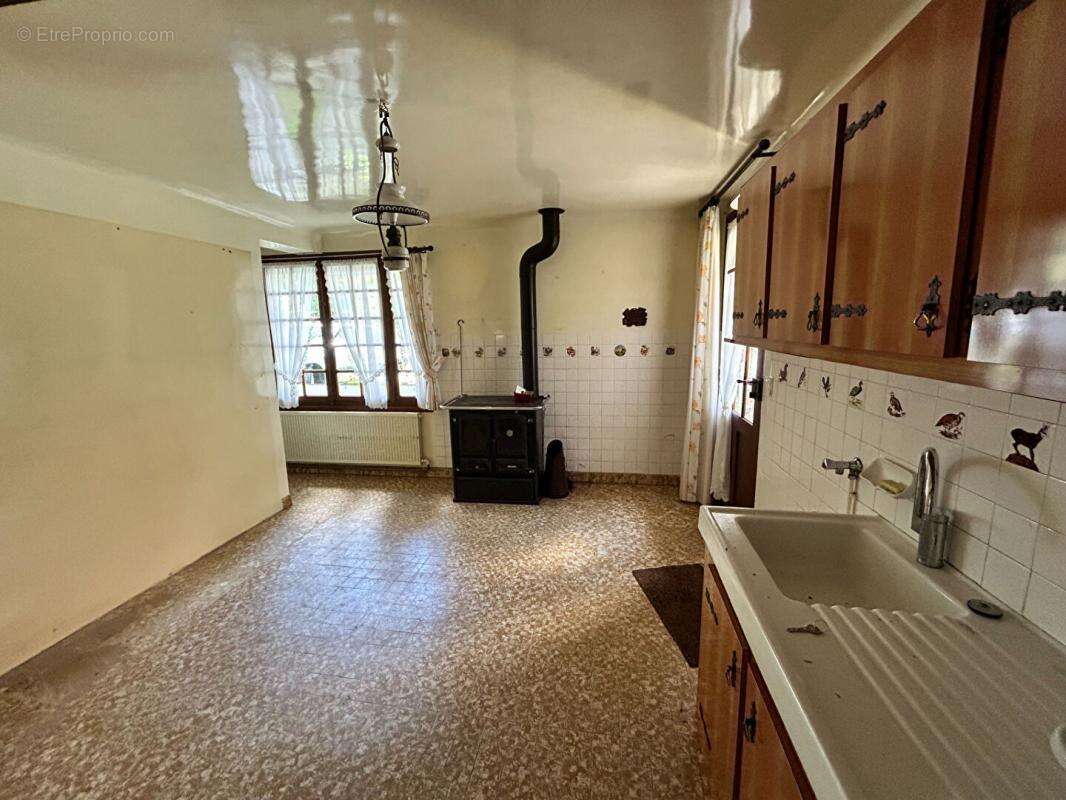 Maison à LE PERCHAY