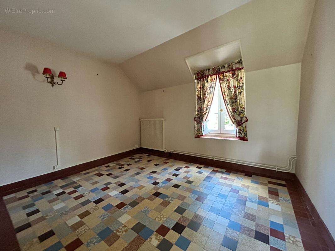 Maison à LE PERCHAY