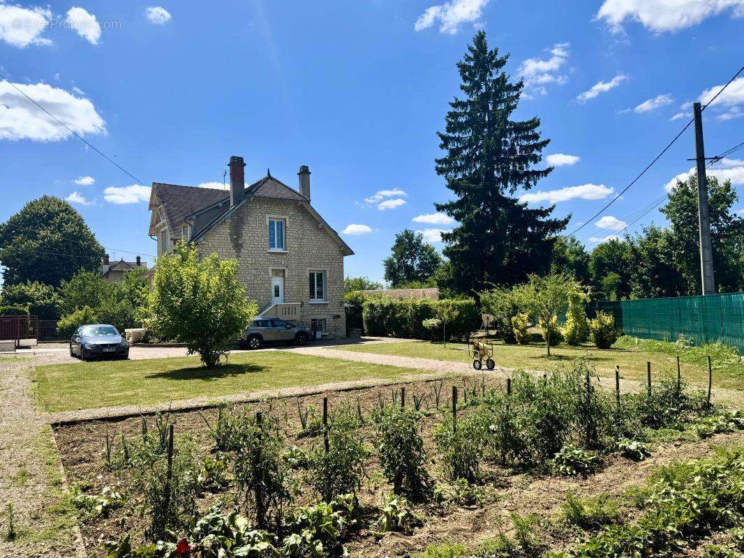 Maison à SAINT-FLORENTIN