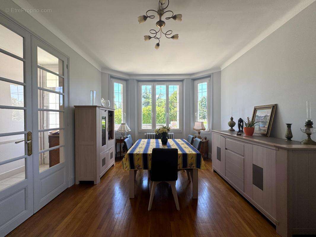 Maison à SAINT-FLORENTIN