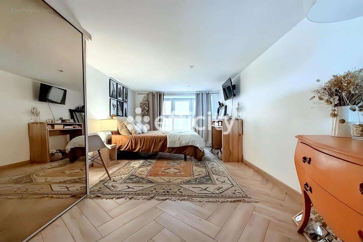 Appartement à LYON-7E