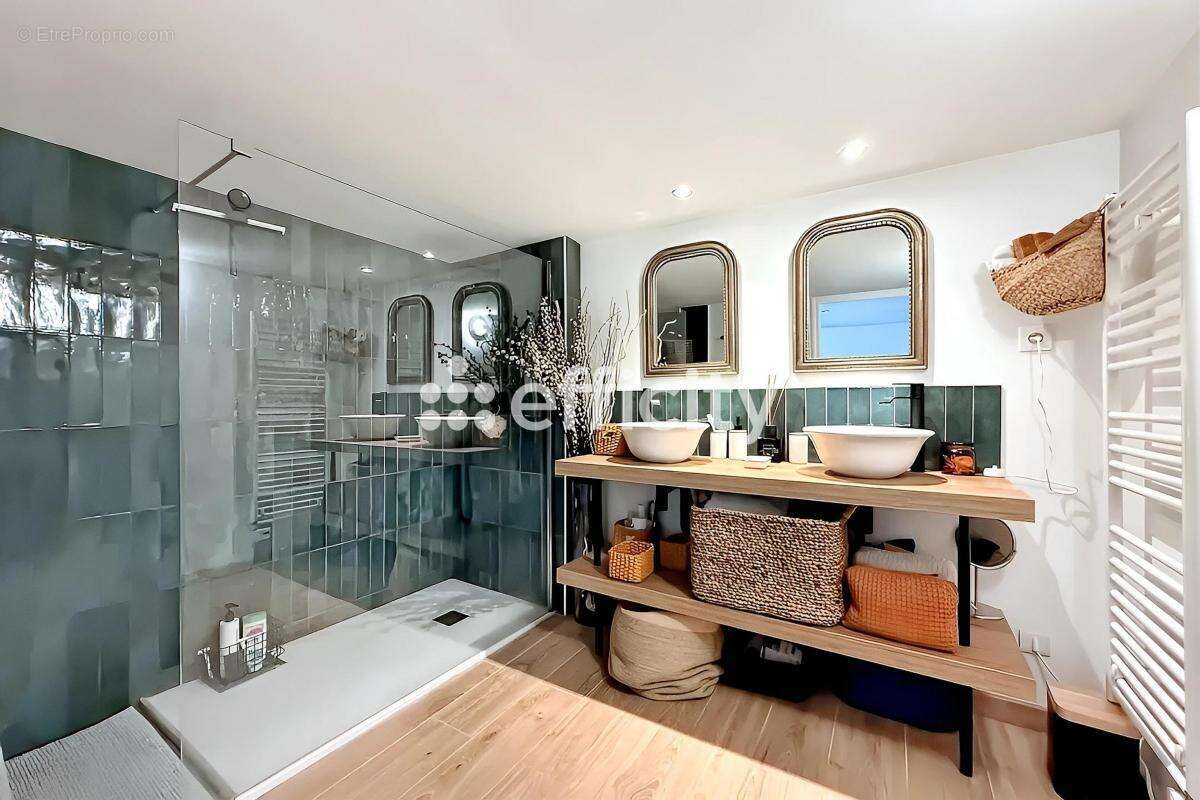 Appartement à LYON-7E